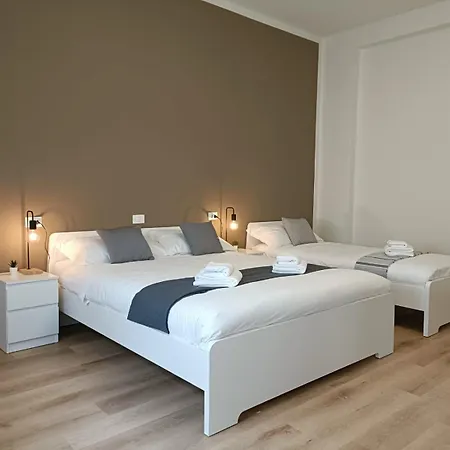 Risico Guest House Free Wi Fi Bergamo Exterior photo